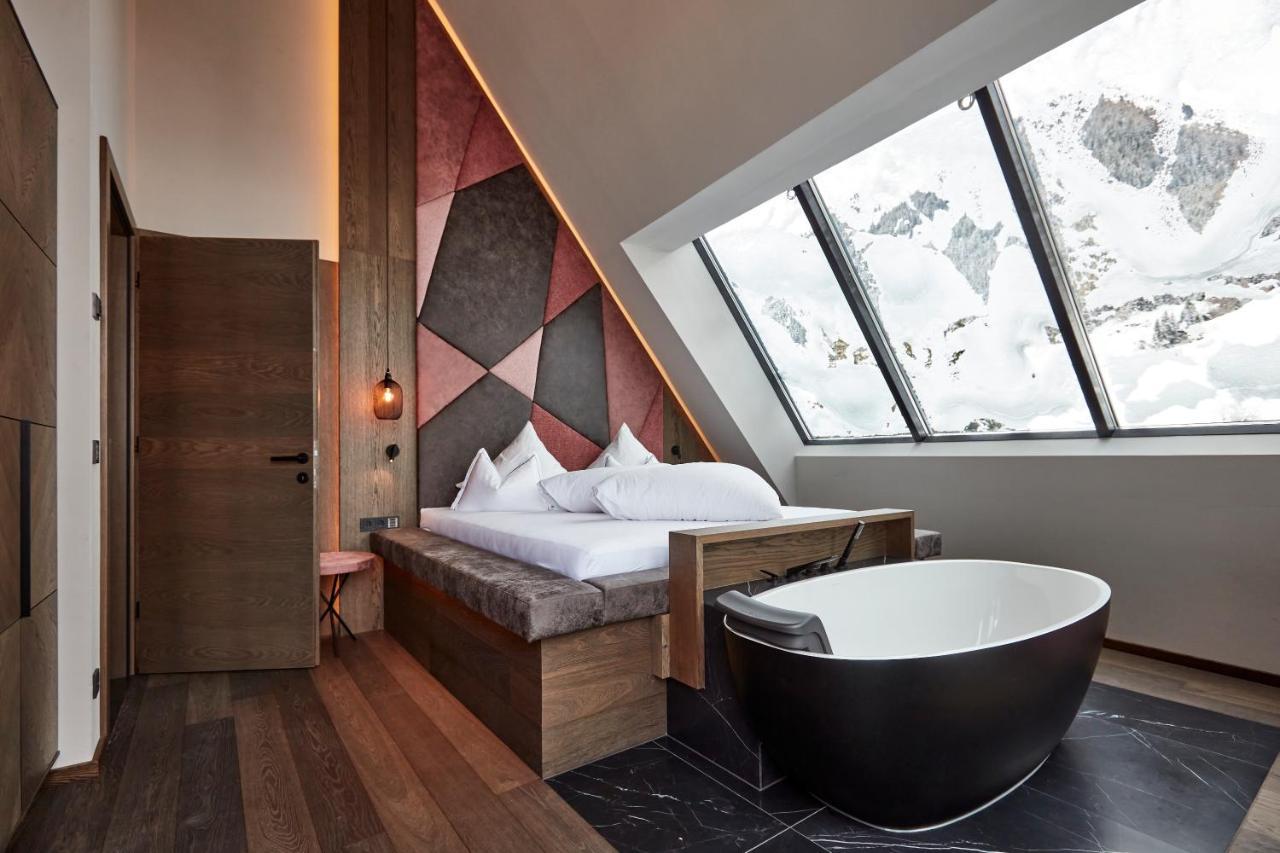 Hotel Alpina Ischgl Extérieur photo